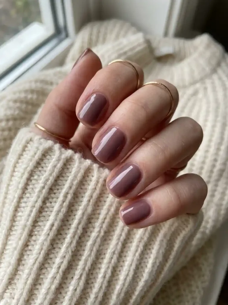 13. Smoky Mauve Nails