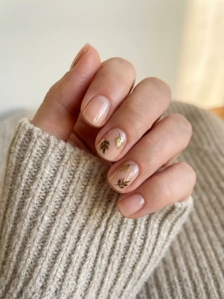 19. Tiny Autumn Leaf Art
