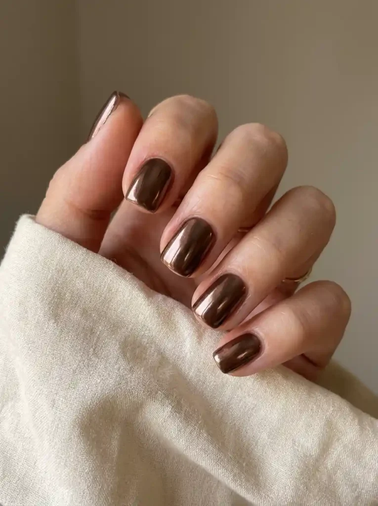 21. Mocha Chrome Nails